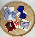 Bowknot  groups